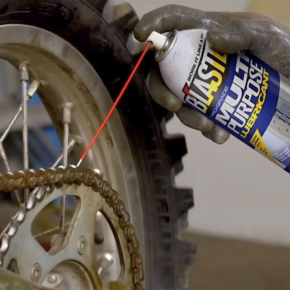 Multi-Purpose Lubricant D328869