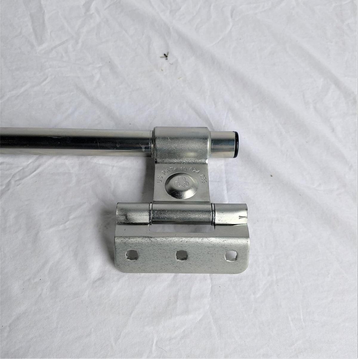Zinc Plated Steel Trailer Door Cam Bar Latch with Mounting Hardware E45244